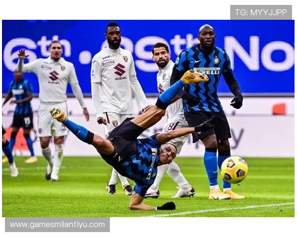 AC米兰与国际米兰的经典对决回顾以及比赛精彩瞬间盘点